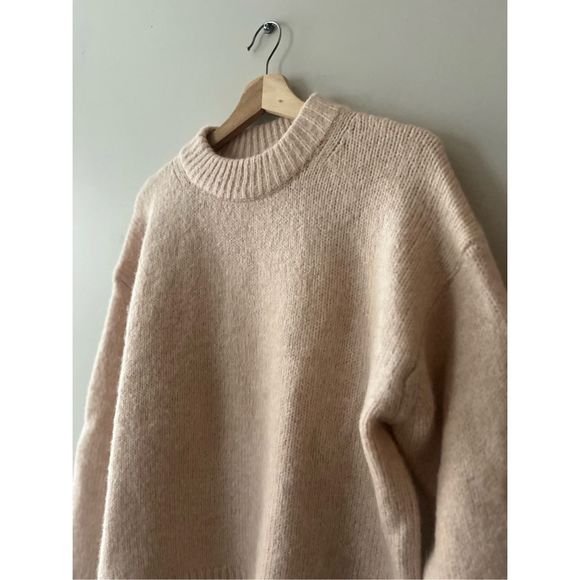 H&M Sweaters - Soft Pink Sweater